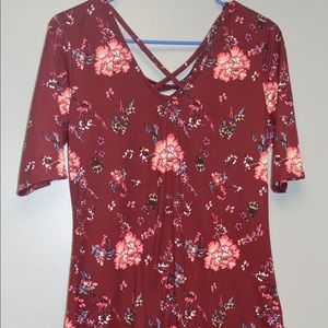 ⛔️ SOLD ⛔️ Strappy Tee